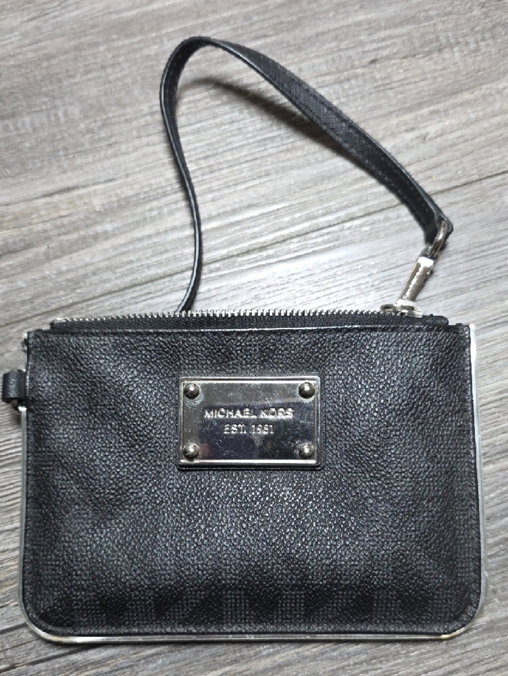 Michael Kors Monogram AOP Zip Coin / Card Wallet Wristlet Pebbled Leather Sz S